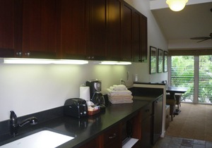 Aina Nalu Studio, Great Rates & Location, AC & WIFI, 2 Pools & Jacuzzi