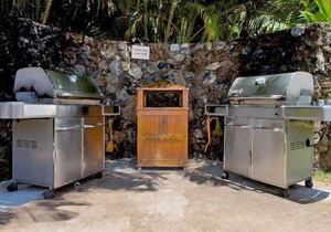 Aina Nalu Studio, Great Rates & Location, AC & WIFI, 2 Pools & Jacuzzi