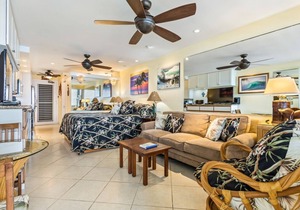 Aloha Condos, Napili Bay Resort, Condo 108, Beachfront