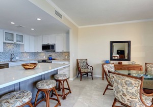 Amazing Remodeled Oceanfront Escape – Makena Surf F-202 with Spectacular Views!