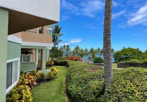 Beach Villas at Kahalu'u