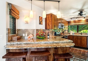 🏖️Beautiful Oceanfront | Air-Conditioned | Sleeps 6 | Walk to Beach
