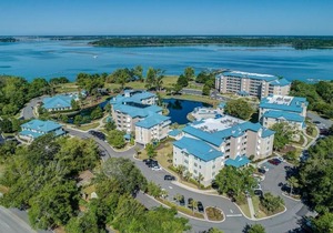 Bluewater Resort & Marina 1 BR-Come Explore! in Hilton Head Island