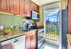 Bright Corner Oceanfront Unit with Stunning Sunsets