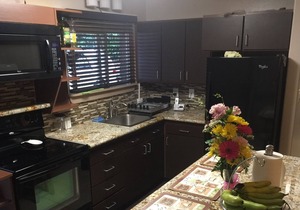 Charming 1bd/1ba Downstairs Unit with AC