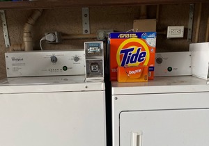 Charming 1bd/1ba Downstairs Unit with AC