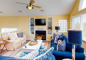 Coastal-themed home w/private pool, screened porch, deck, & washer/dryer
