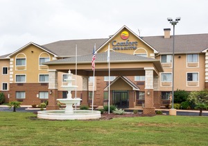 Comfort Inn & Suites South Hill I-85