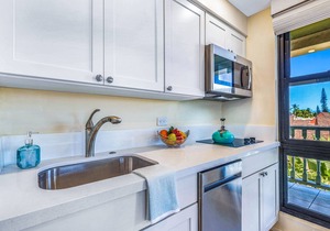 Comfort, Style & a Unique Maui Setting 434 LS