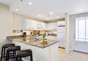 🏖️Concierge Included | Ocean View | Walk to Beach! | Cental AC