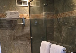 Cozy Beach front condo in Makaha