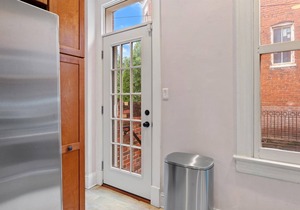 Deluxe Private Bedroom on Capitol Hill | Graduate & Intern Housing