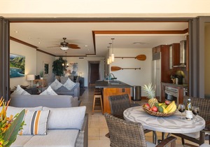 End Summer in style. Discounted FALL RATES!-OT204- Sleeps up to 6- 2 bed, 2 bath