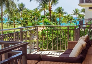 End Summer in style. Discounted FALL RATES!-BT303-Beautiful ocean and pool views