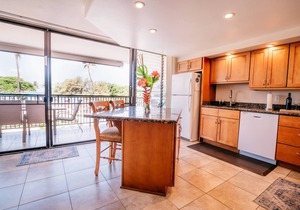 FULLY UPGRADED 2BED/2BATH BREATHTAKING VIEWS ACROSS FROM THE BEACH