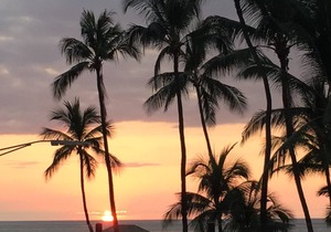 Great Location - Snorkel, Surf & Sunsets!