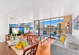 Hawaii Dream Escape, Ocean Views & Free Parking