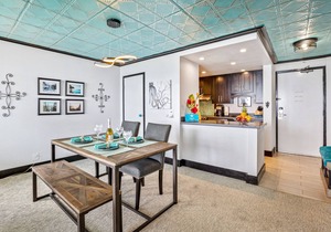 Hawaii Life Rentals - Kahana Ocean Front