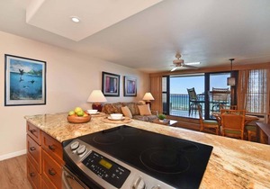 KA 309 Oceanfront Condo AC Ocean Views Heated Pool