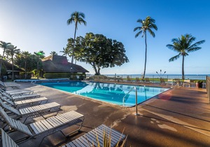Large Modern Oceanfront Condo ★ Recent Remodel ★ Amazing Views ★ Maalaea Surf G8