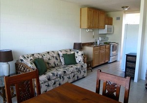 Makaha Beach Cabanas in Waianae