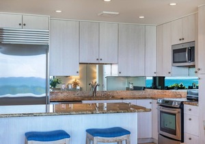 Makena Surf | F112 | Beachfront Resort