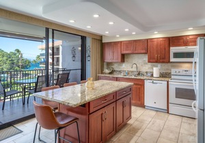 Maui Parkshore 307 - Stunning Ocean View 2bd/2ba Overlooking Kamaole III Beach