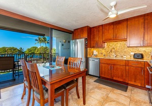 Maui Parkshore #412 Ocean View in the Heart of Kihei, Walk to Kamaole Beach