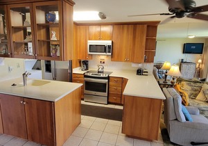 Maui Sunset A507 -Top floor1 BR, 2 BA Ocean View Condo