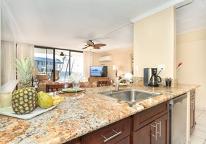 Newly Renovated Ocean View Condo 🐳 Stunning Views From The Lanai! 🌅 Kona Reef E-22