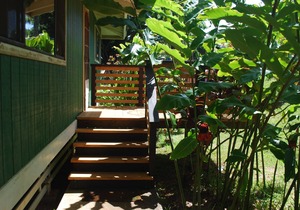 North Shore Guest House @ Maui Adventure Villa