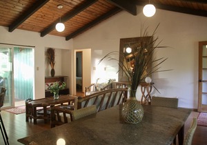 North Shore Guest House @ Maui Adventure Villa