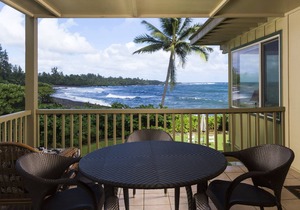 Oceanfront #1 at Hana Kai Maui - 1 Bedroom, Corner Unit 100ʻ from Water!