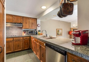Oceanfront Complex With 2 Pools, Tennis Courts, and Expansive Ocean Views - 10-104