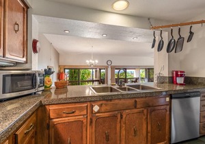Oceanfront Complex With 2 Pools, Tennis Courts, and Expansive Ocean Views - 10-104
