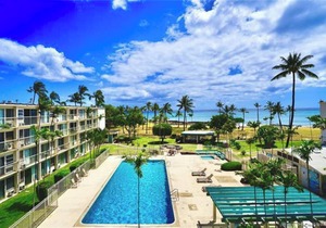 Oceanfront Makaha Surfside Amazing Sunsets!