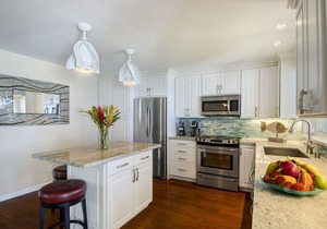 Oceanfront, Palm Trees and the Beautiful Blue Pacific Ocean.Poipu Palms 202!