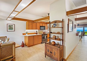 Oceanfront Paradise 128-1 Puamana! You won't want to leave!