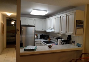 Oceanfront with Endless Ocean View, Gorgeous sunsets, WiFi, and King Bed