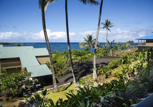 Oceanview #105 at Hana Kai Maui - Sweet Studio Unit, Great View and Decor!