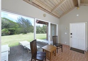 Peaceful & Private Studio - 12 Acre Hobby Organic Fruit Farm | Beach 10min
