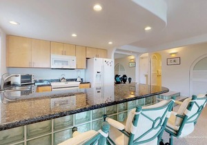 Polo Beach Club | 409