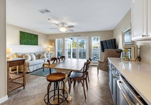 Poolside Paradise - Gulf Place Caribbean