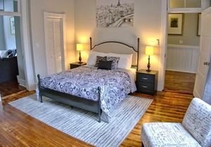Renovated 2br Savannah Home