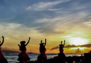 Romantic Maui Getaway! Direct Beach~ Ocean Front! ~ Ground Floor!