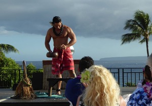 Romantic Maui Getaway! Direct Beach~ Ocean Front! ~ Ground Floor!