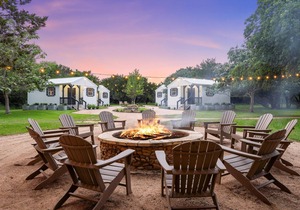 Secluded Garden-view King Suite with Pool Surrounded by Tree-Filled Retreat