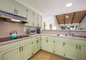 Spacious 2-Bedroom + Loft @ the Kona Coast Resort