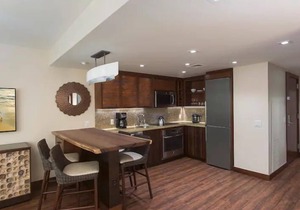 The Grand Islander, a Hilton Grand Vacations Club - 2 Bedroom - Resort View