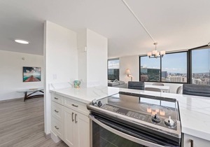 [Upgraded June.2023]- Modern Penthouse Great View!